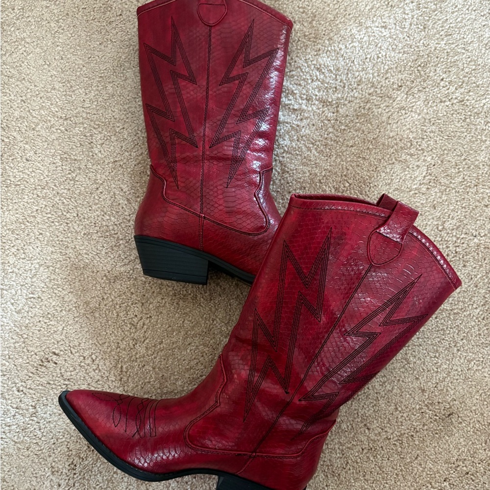 Dirty Laundry Josea Cowboy boots